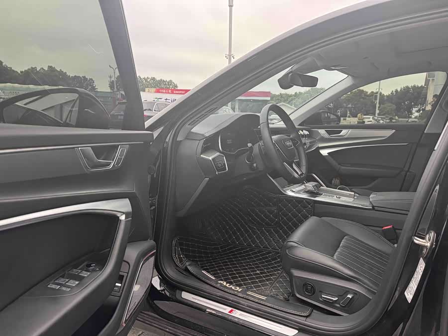 Audi A6L 2024 45 TFSI Premium Sport - zdjęcie 3