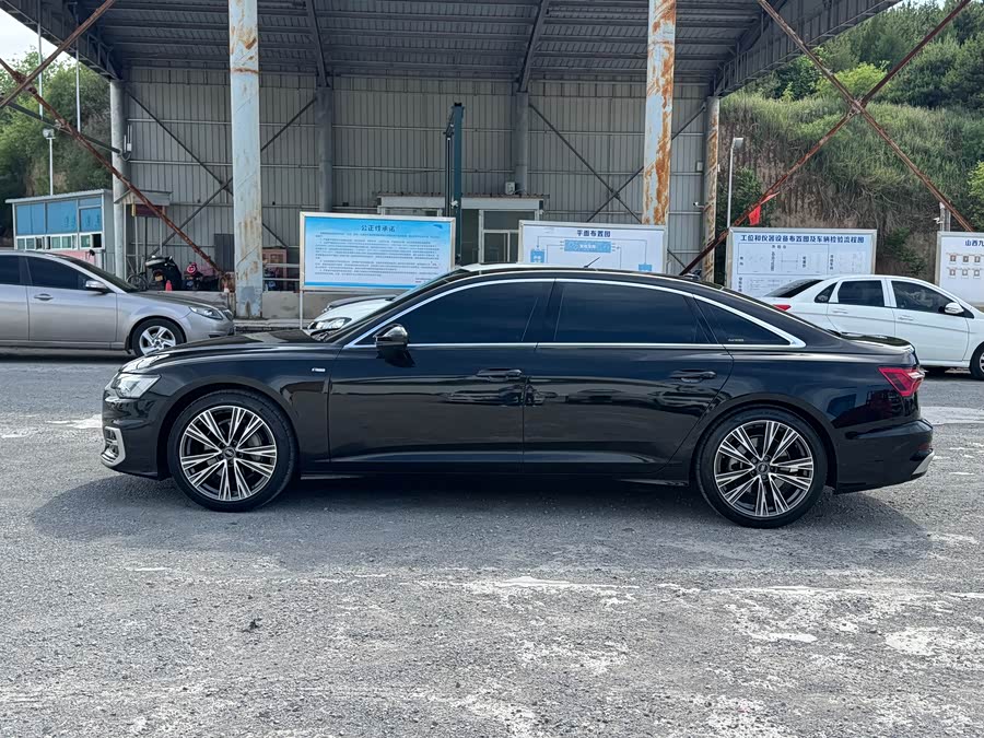 Audi A6L 2024 45 TFSI Premium Sport - zdjęcie 5