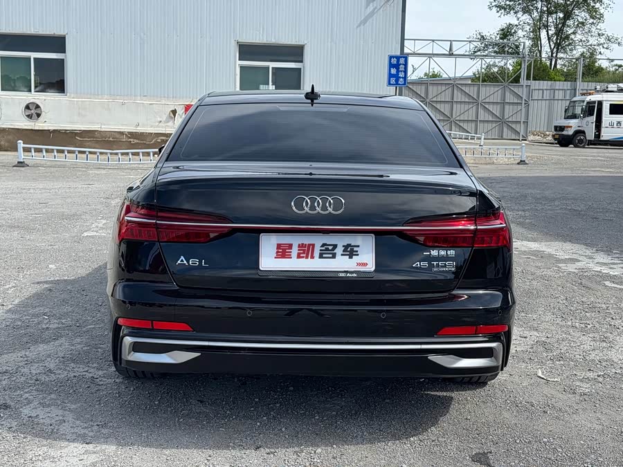 Audi A6L 2024 45 TFSI Premium Sport - zdjęcie 7