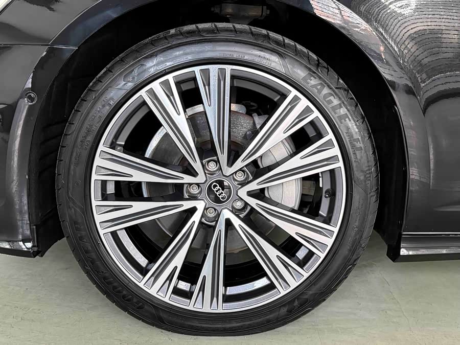 Audi A6L 2024 45 TFSI quattro Luxury - zdjęcie 12