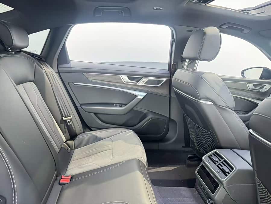 Audi A6L 2024 45 TFSI quattro Premium Dynamic Edition - zdjęcie 7