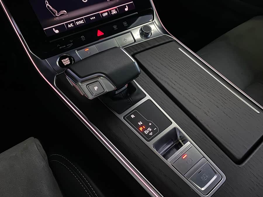 Audi A6L 2024 45 TFSI quattro Premium Dynamic Edition - zdjęcie 9