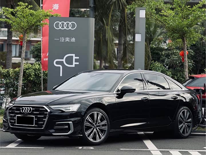 Audi A6L 2025 45 TFSI Premium Sport - zdjęcie 15