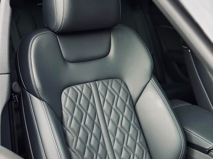 Audi A6L 2025 45 TFSI Premium Sport - zdjęcie 8