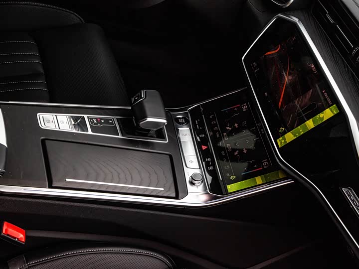Audi A6L 2025 45 TFSI quattro Premium Sport - zdjęcie 18