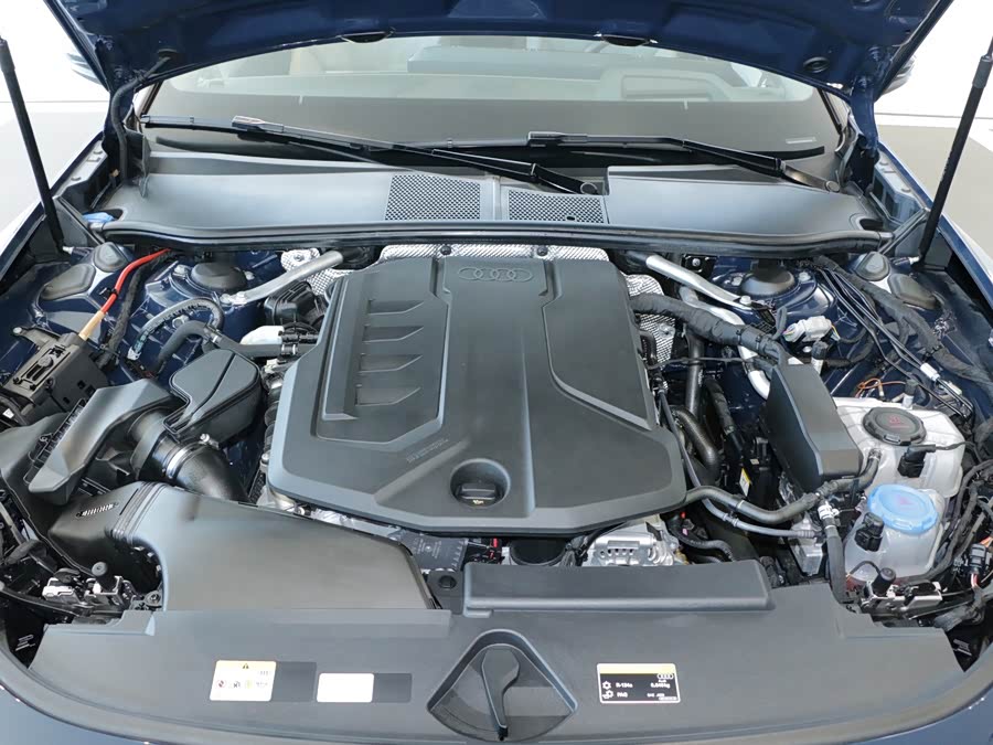 Audi A6L 2026 2.0T Quattro Luxury - zdjęcie 9