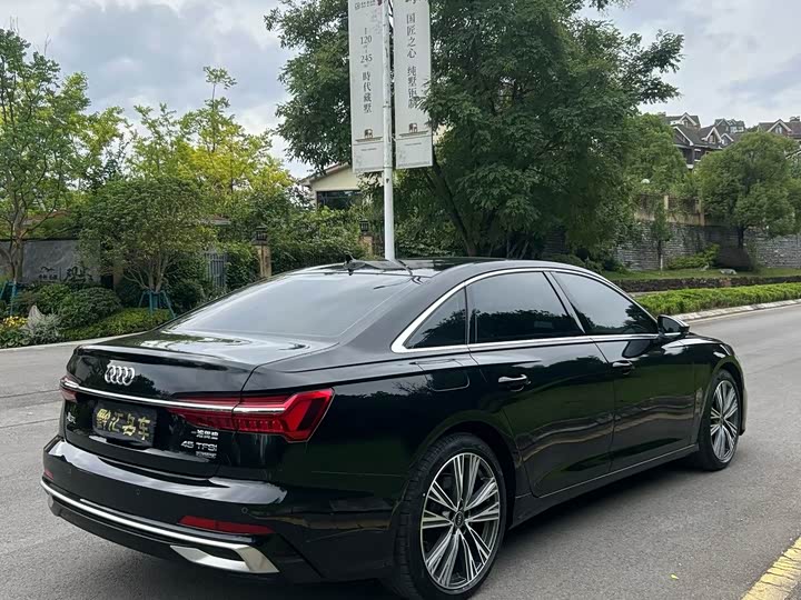 Audi A6L 2026 45 TFSI Premium Sport - zdjęcie 15