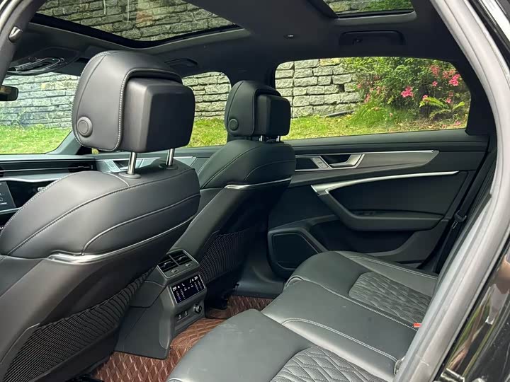 Audi A6L 2026 45 TFSI Premium Sport - zdjęcie 18