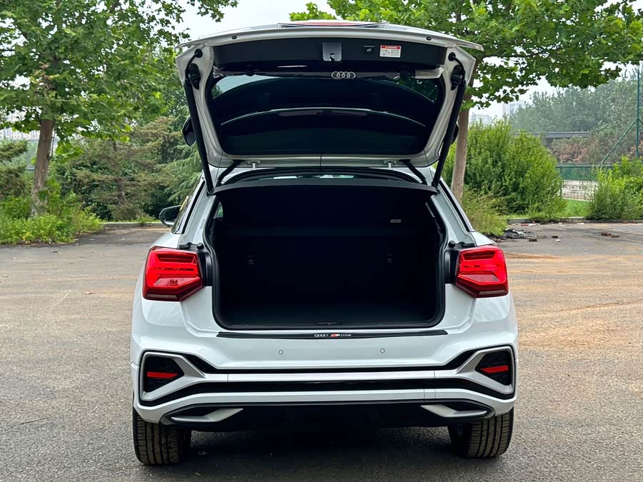 Audi Q2L 2022 35 TFSI Entry Dynamic - zdjęcie 8