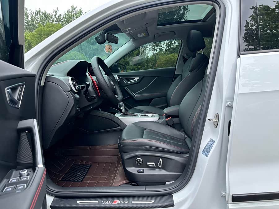 Audi Q2L 2022 35 TFSI Entry Dynamic - zdjęcie 9
