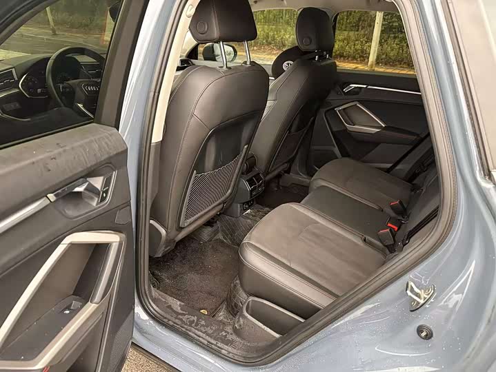 Audi Q3 2023 40 TFSI RS Package Sport - zdjęcie 14