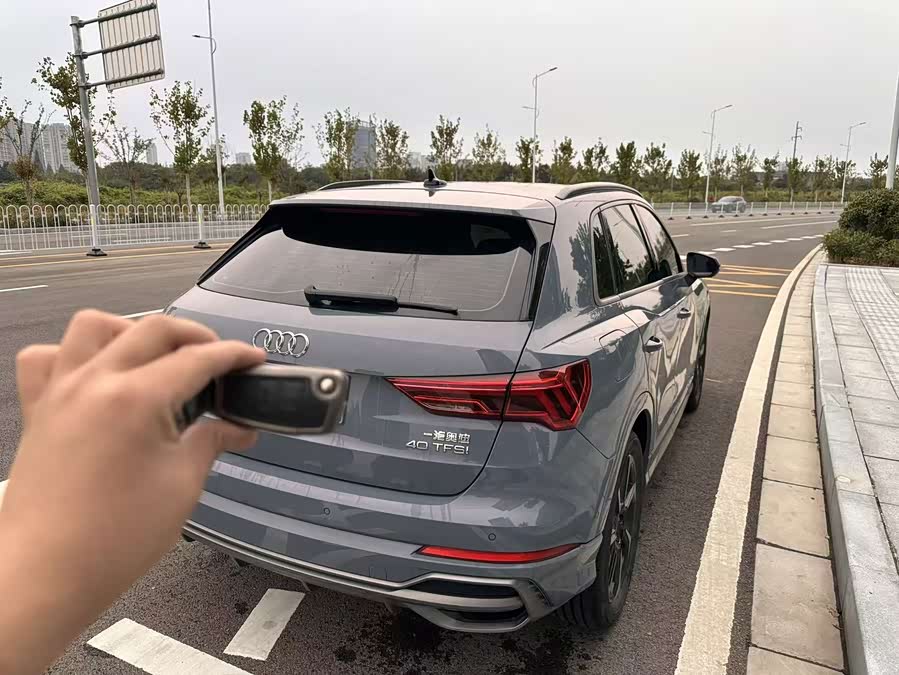 Audi Q3 2023 40 TFSI RS Package Sport - zdjęcie 8