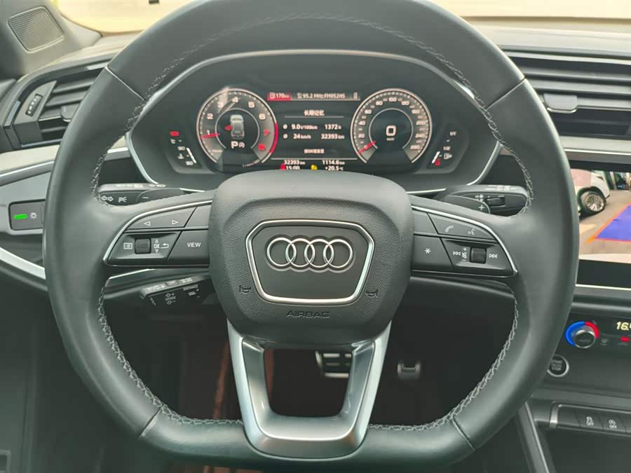 Audi Q3 2024 35 TFSI Fashion Dynamic Edition - zdjęcie 11