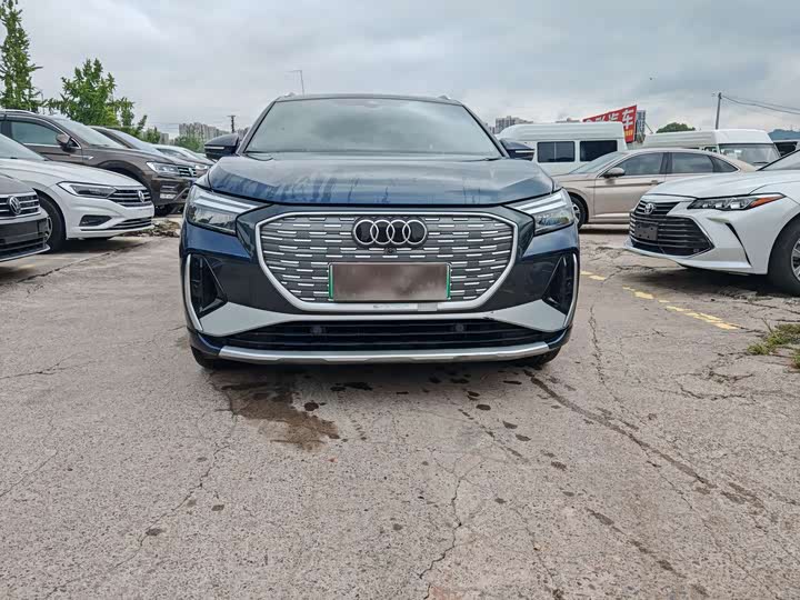 Audi Q4 e-tron 2023 50 e-tron quattro Premium - zdjęcie 11