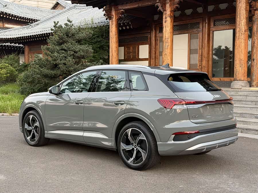 Audi Q4 e-tron 2024 40 e-tron Premium - zdjęcie 6