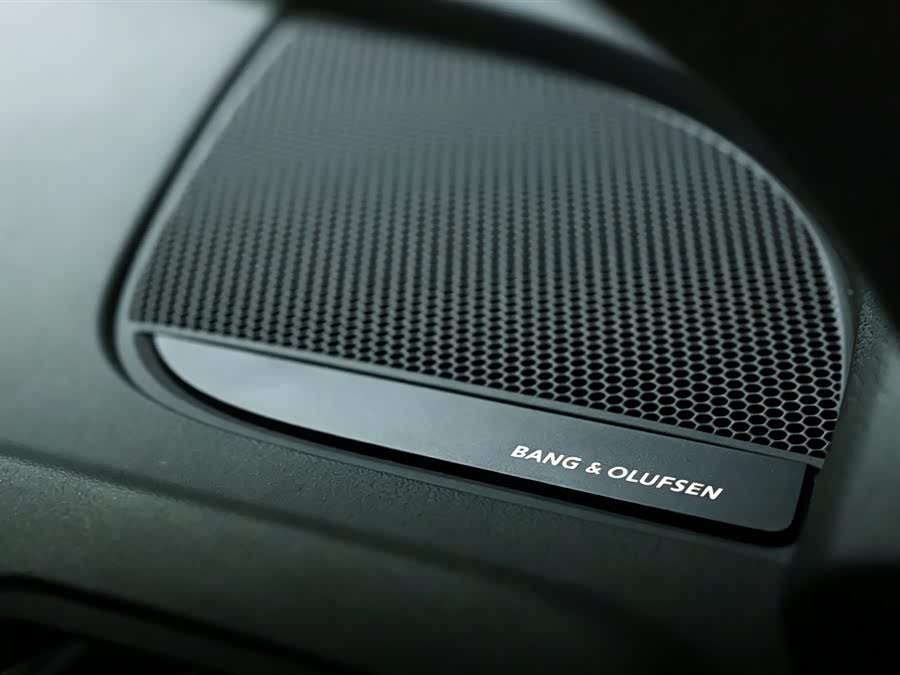 Audi Q5L 2023 45T Luxury Sport - zdjęcie 14