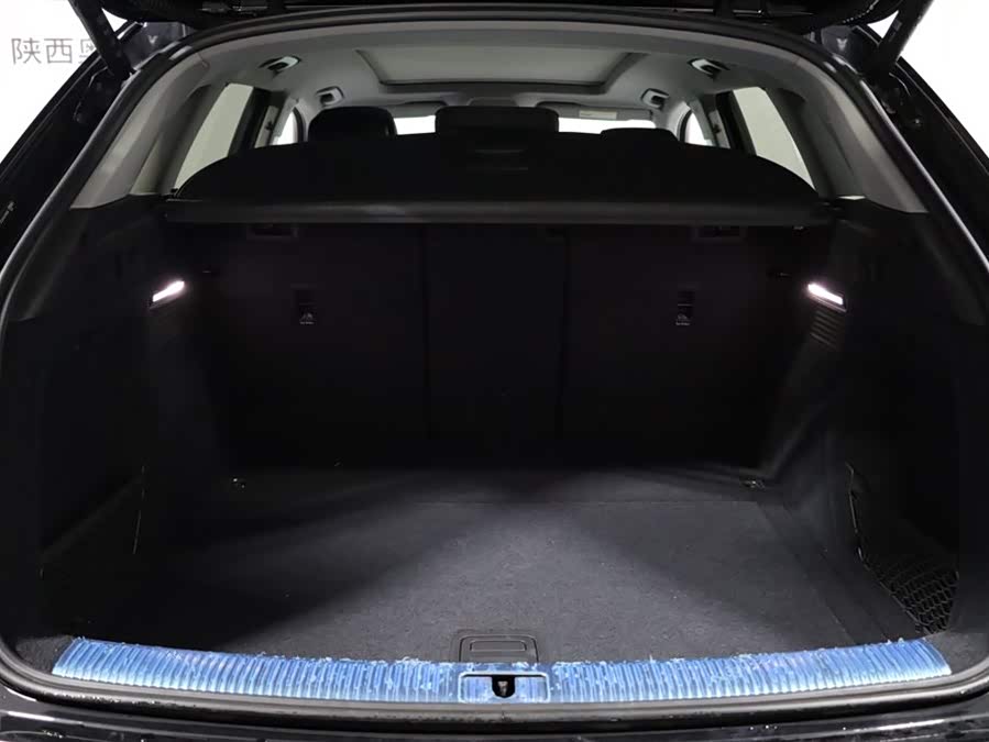 Audi Q5L 2023 45T Luxury Sport - zdjęcie 20