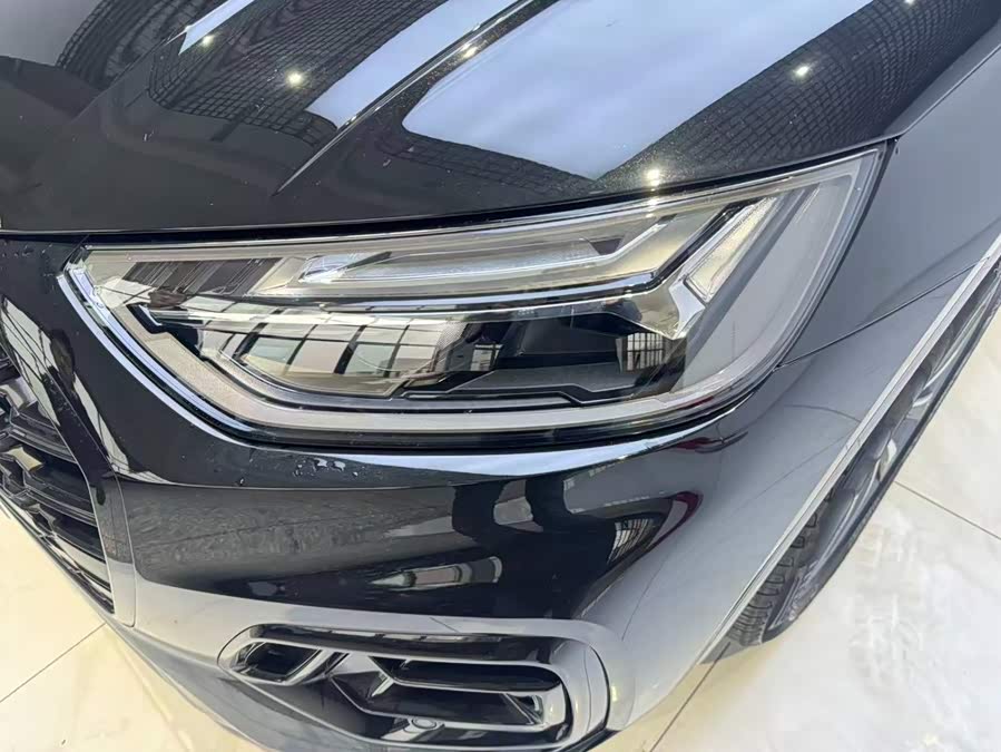 Audi Q5L 2024 40 TFSI Luxury Dynamic Edition - zdjęcie 9
