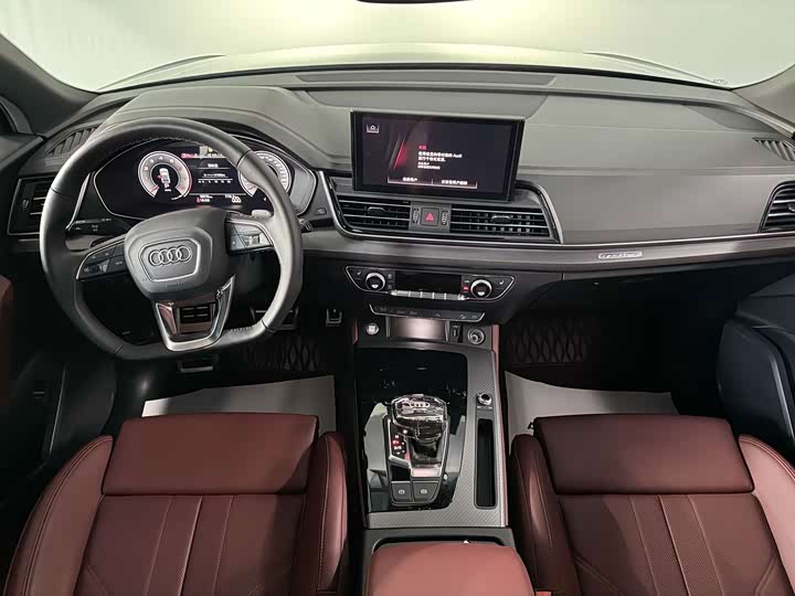 Audi Q5L 2025 40 TFSI Luxury Sport - zdjęcie 20