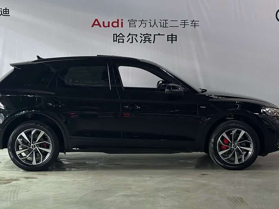 Audi Q5L 2025 40 TFSI Luxury Sport - zdjęcie 3