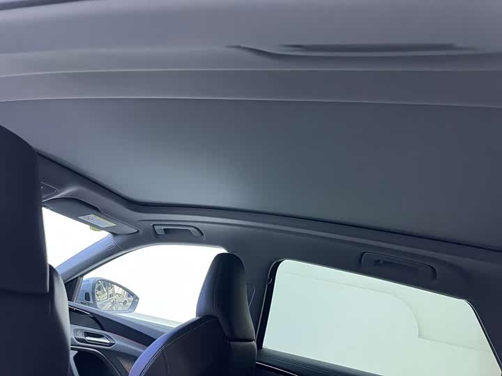 Audi Q5L 2026 2.0T Hybrid Luxury - zdjęcie 14