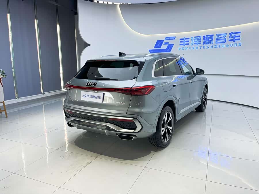 Audi Q5L 2026 2.0T Hybrid Luxury - zdjęcie 4