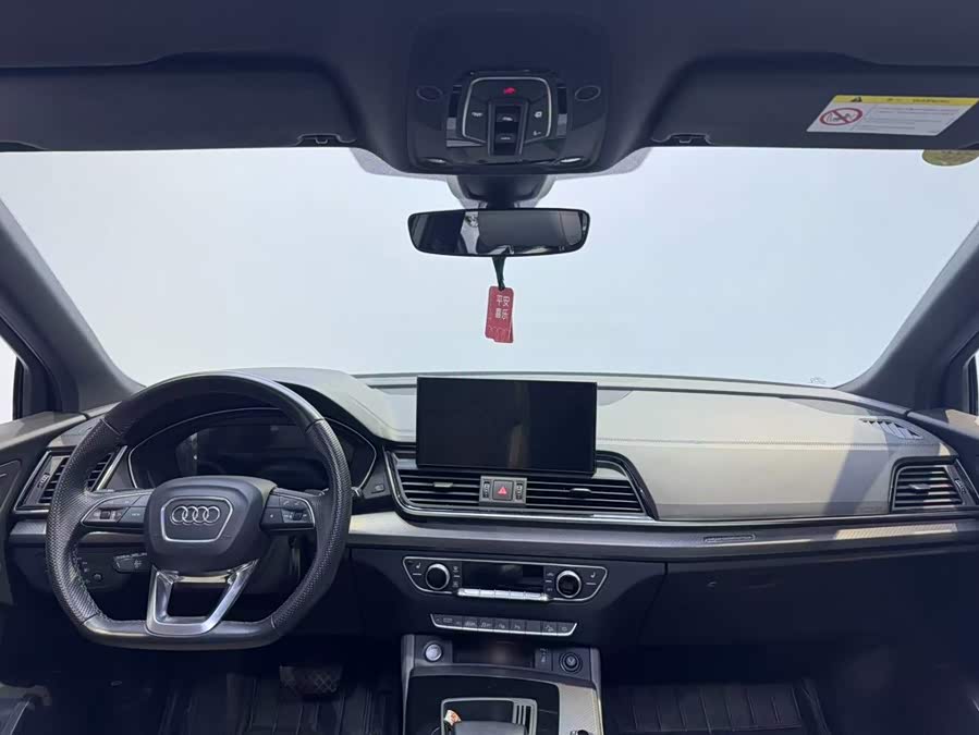 Audi Q5L Sportback 2022 40 TFSI Luxury - zdjęcie 7