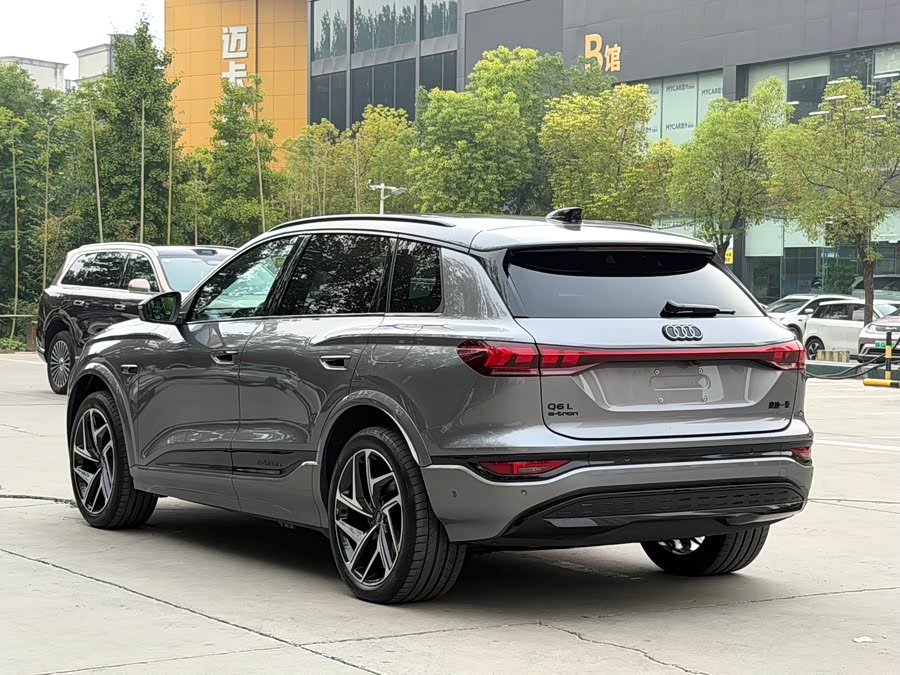 Audi Q6L e-tron 2026 First Edition - zdjęcie 7