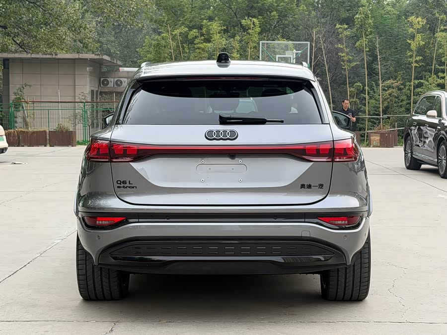 Audi Q6L e-tron 2026 First Edition - zdjęcie 8