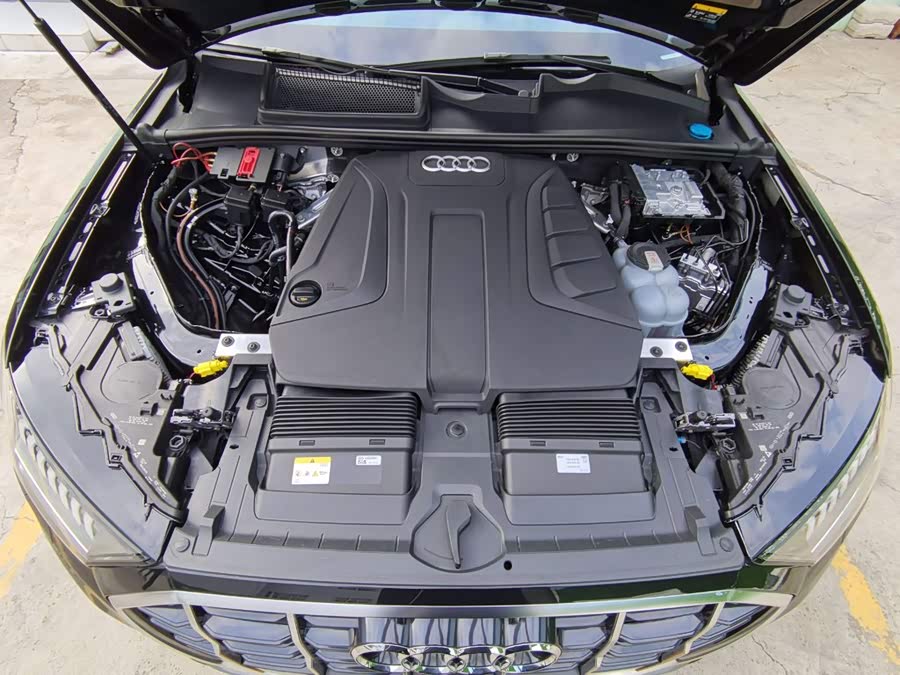 Audi Q7 2023 45 TFSI quattro S line Sport - zdjęcie 7