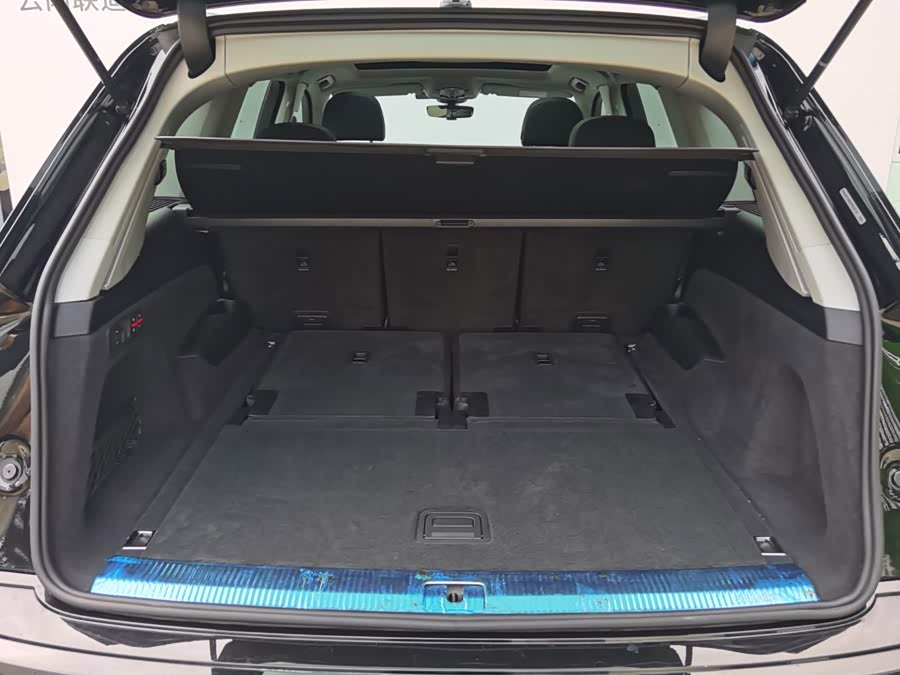 Audi Q7 2023 45 TFSI quattro S line Sport - zdjęcie 10