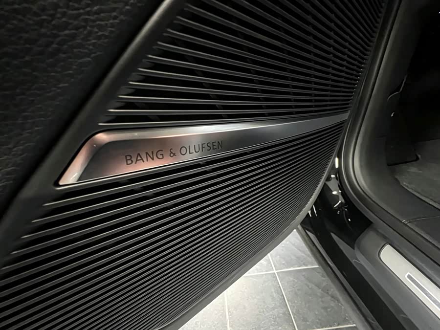 Audi Q7 2025 55 TFSI quattro S line Black Warrior - zdjęcie 15