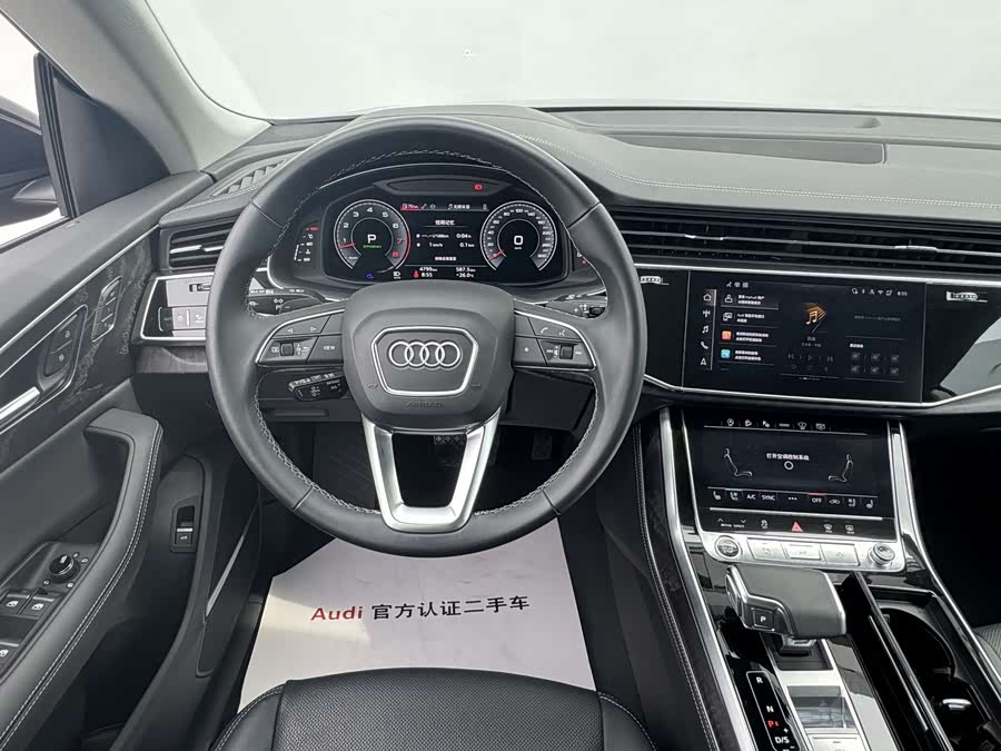 Audi Q8 2024 55 TFSI Luxury Sport - zdjęcie 13
