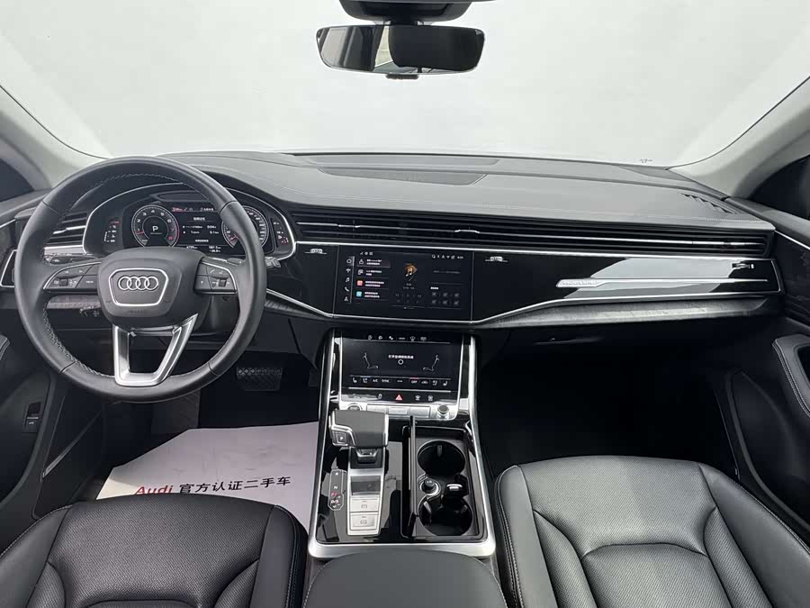 Audi Q8 2024 55 TFSI Luxury Sport - zdjęcie 14