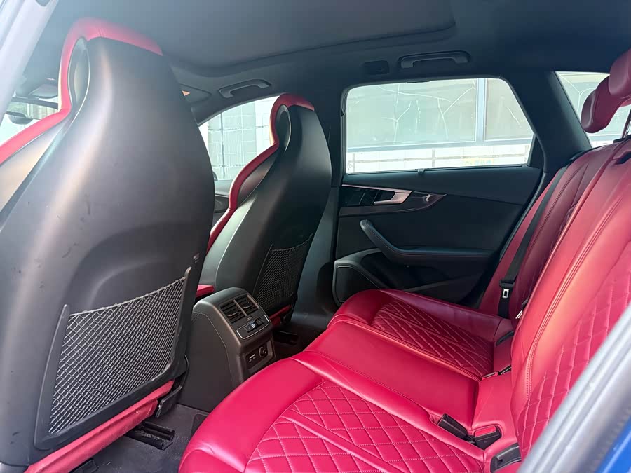 Audi S4 2023 S4 Avant 3.0TFSI - zdjęcie 11