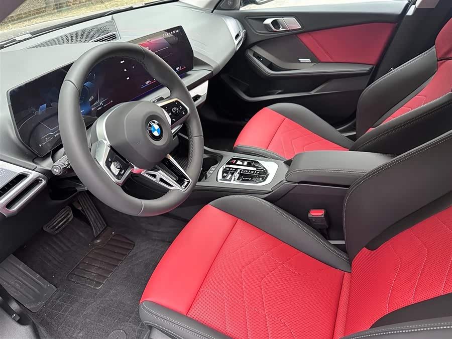 BMW 2 Series 2026 225L M Sport Night Package - zdjęcie 8