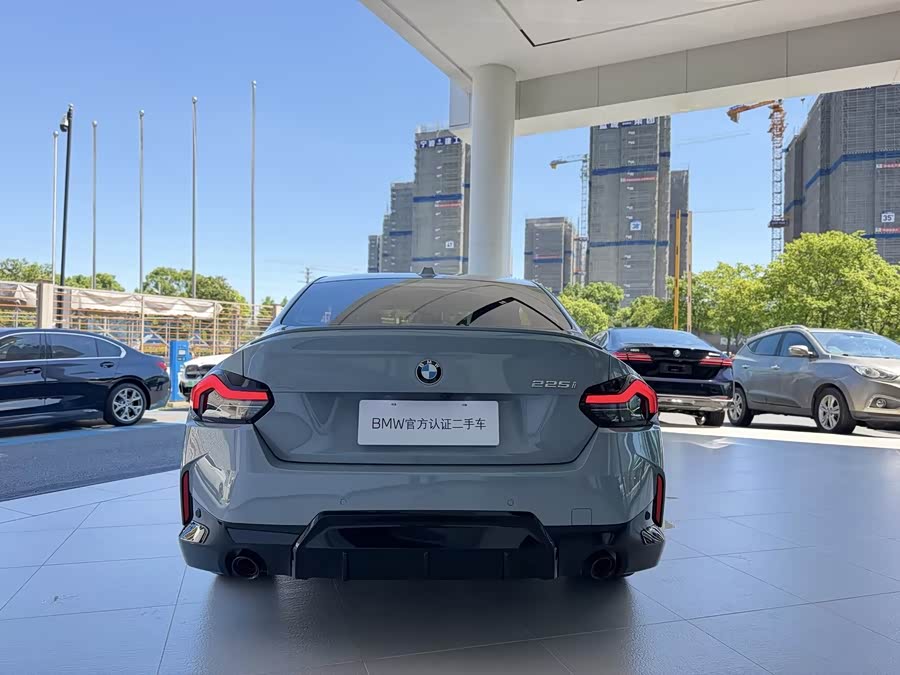 BMW 2 Series (Imported) 2023 225i M Sport Night Package - zdjęcie 6