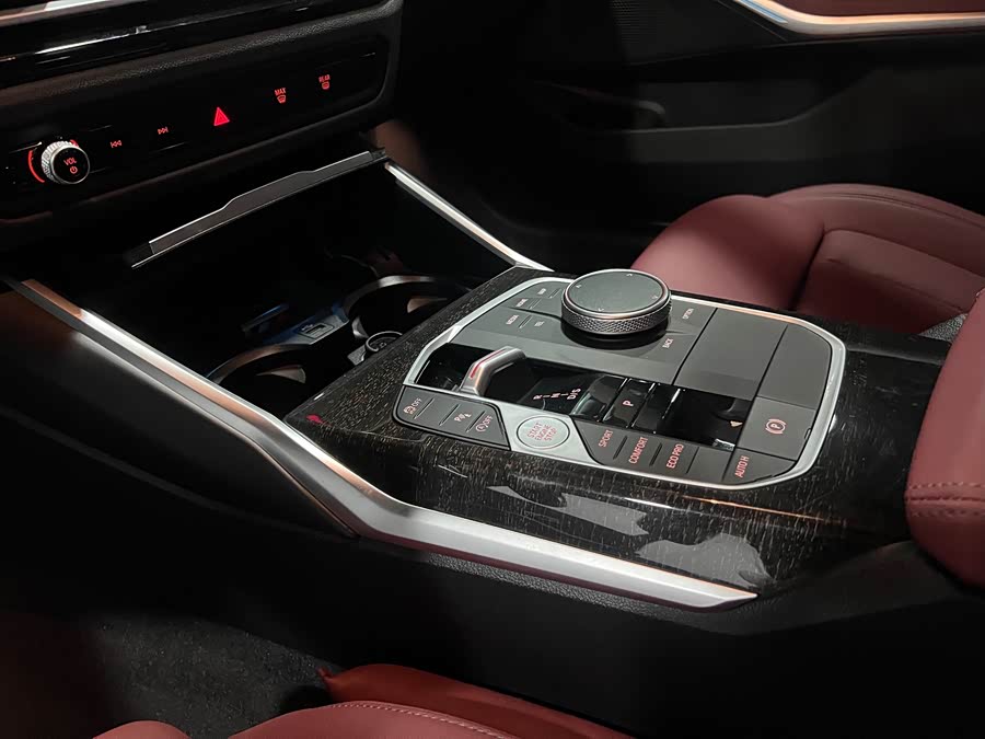 BMW 3 Series 2023 325Li M Sport - zdjęcie 6