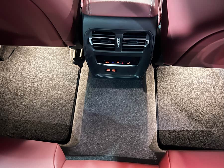 BMW 3 Series 2023 325Li M Sport - zdjęcie 10