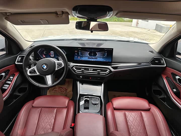 BMW 3 Series 2024 320Li M Sport - zdjęcie 15