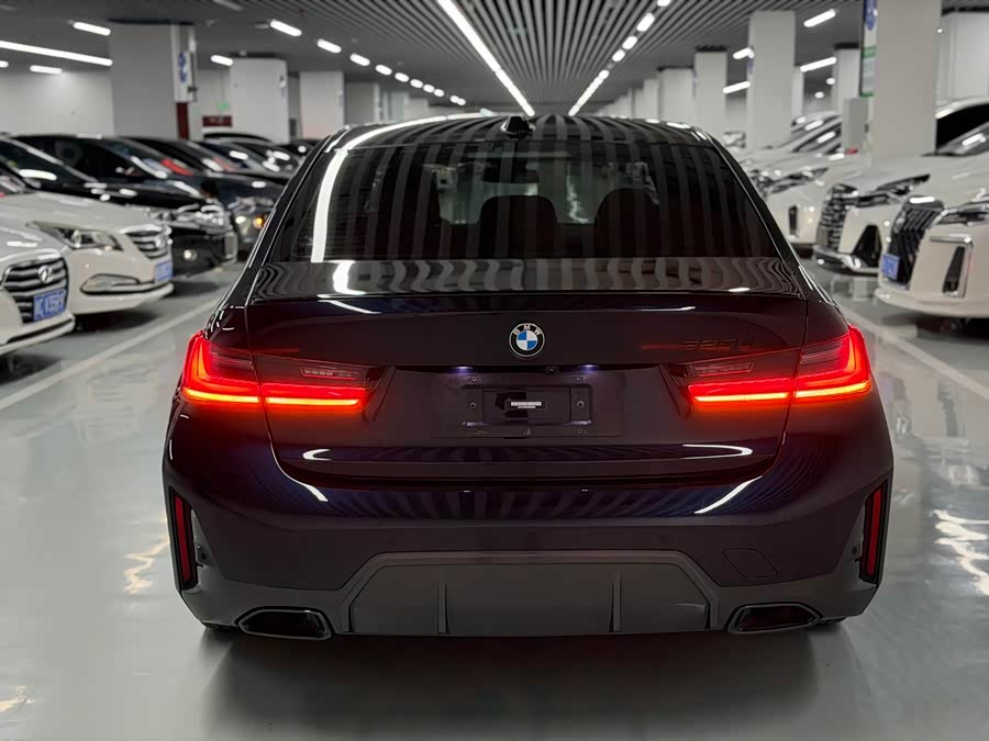 BMW 3 Series 2024 325Li M Sport Night Package - zdjęcie 14