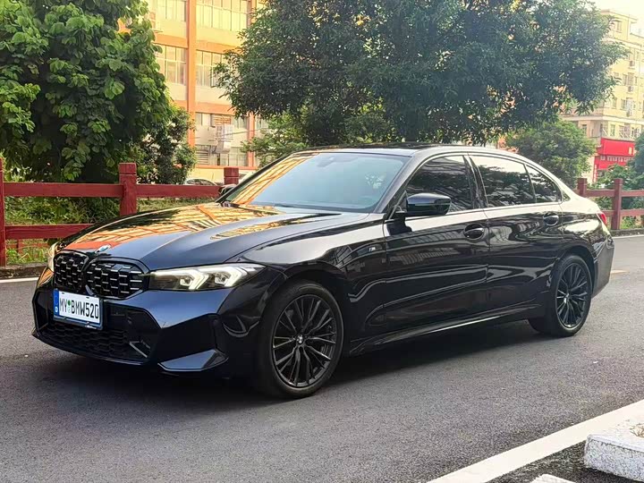 BMW 3 Series 2024 325Li M Sport Night Package - zdjęcie 15