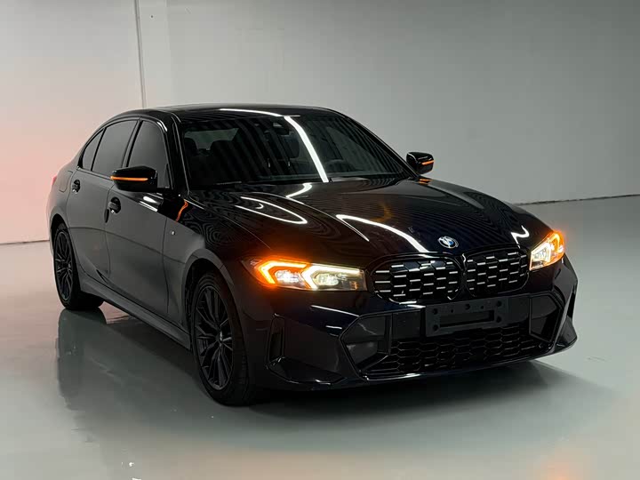 BMW 3 Series 2024 325Li M Sport Night Package - zdjęcie 20