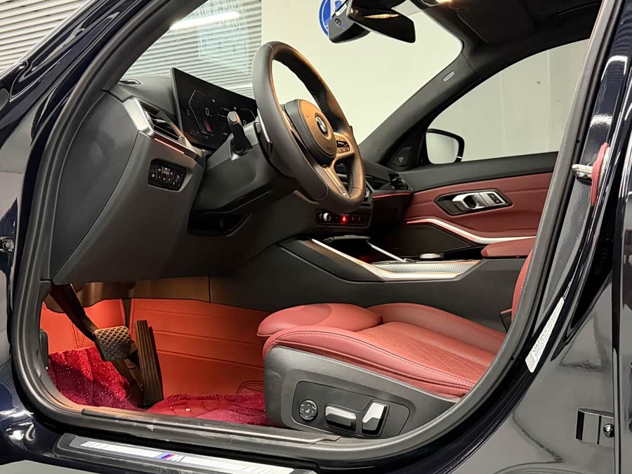 BMW 3 Series 2024 325Li M Sport Night Package - zdjęcie 5