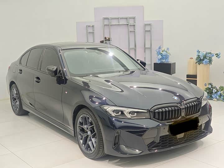 BMW 3 Series 2024 330i M Sport Night Package - zdjęcie 14