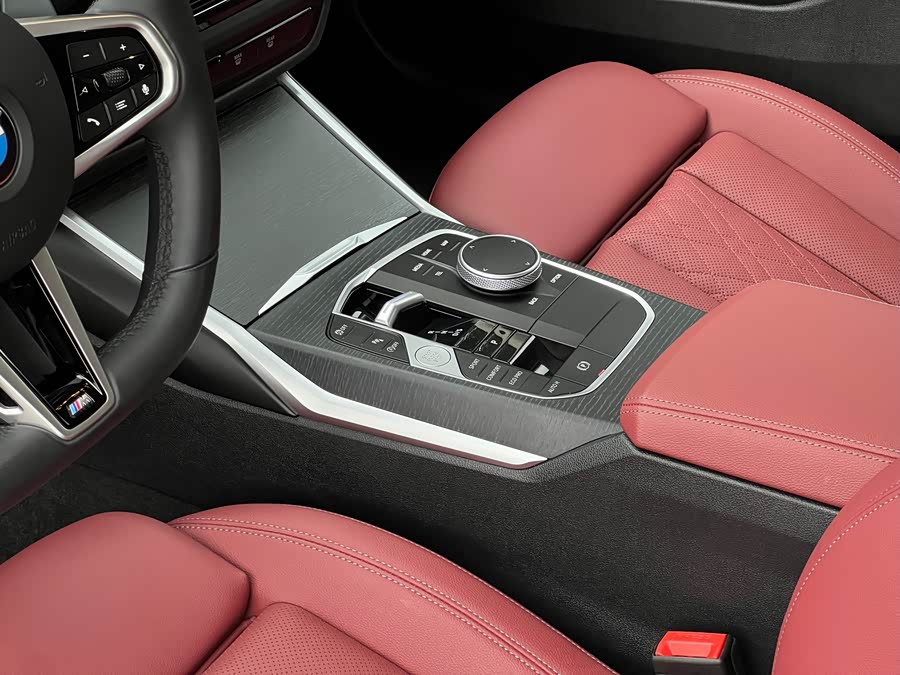 BMW 3 Series 2025 325Li M Sport Package - zdjęcie 20