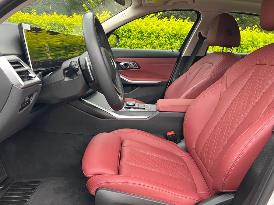 BMW 3 Series 2025 325Li M Sport Package - zdjęcie 9