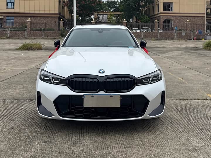 BMW 3 Series 2025 330Li M Sport Night Package - zdjęcie 15