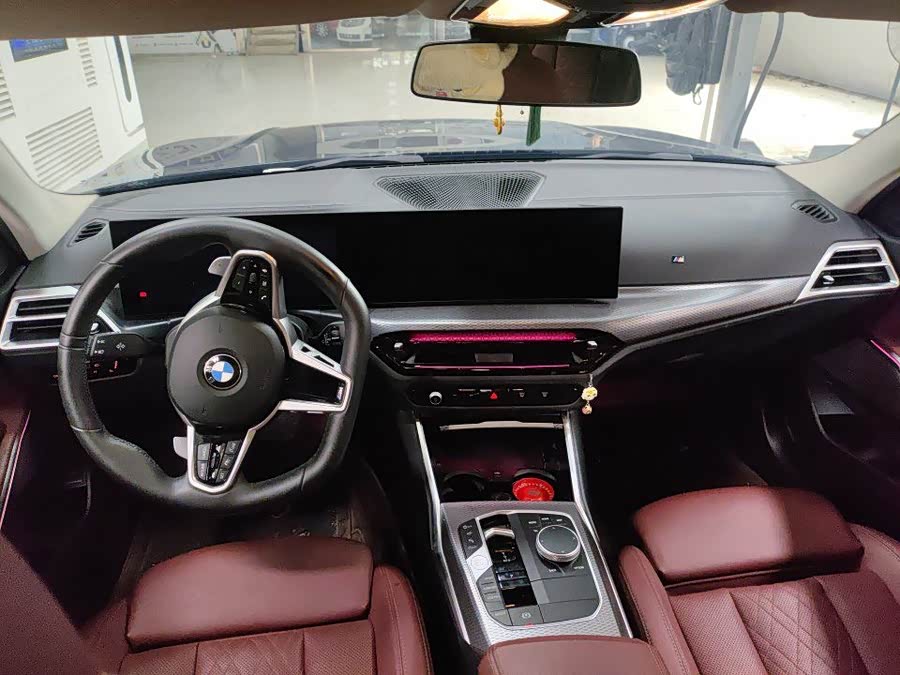 BMW 3 Series 2025 330Li M Sport Night Package - zdjęcie 4