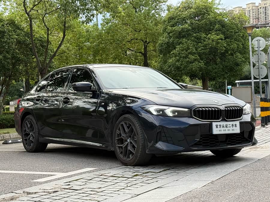 BMW 3 Series 2026 330Li M Sport Night Package - zdjęcie 3